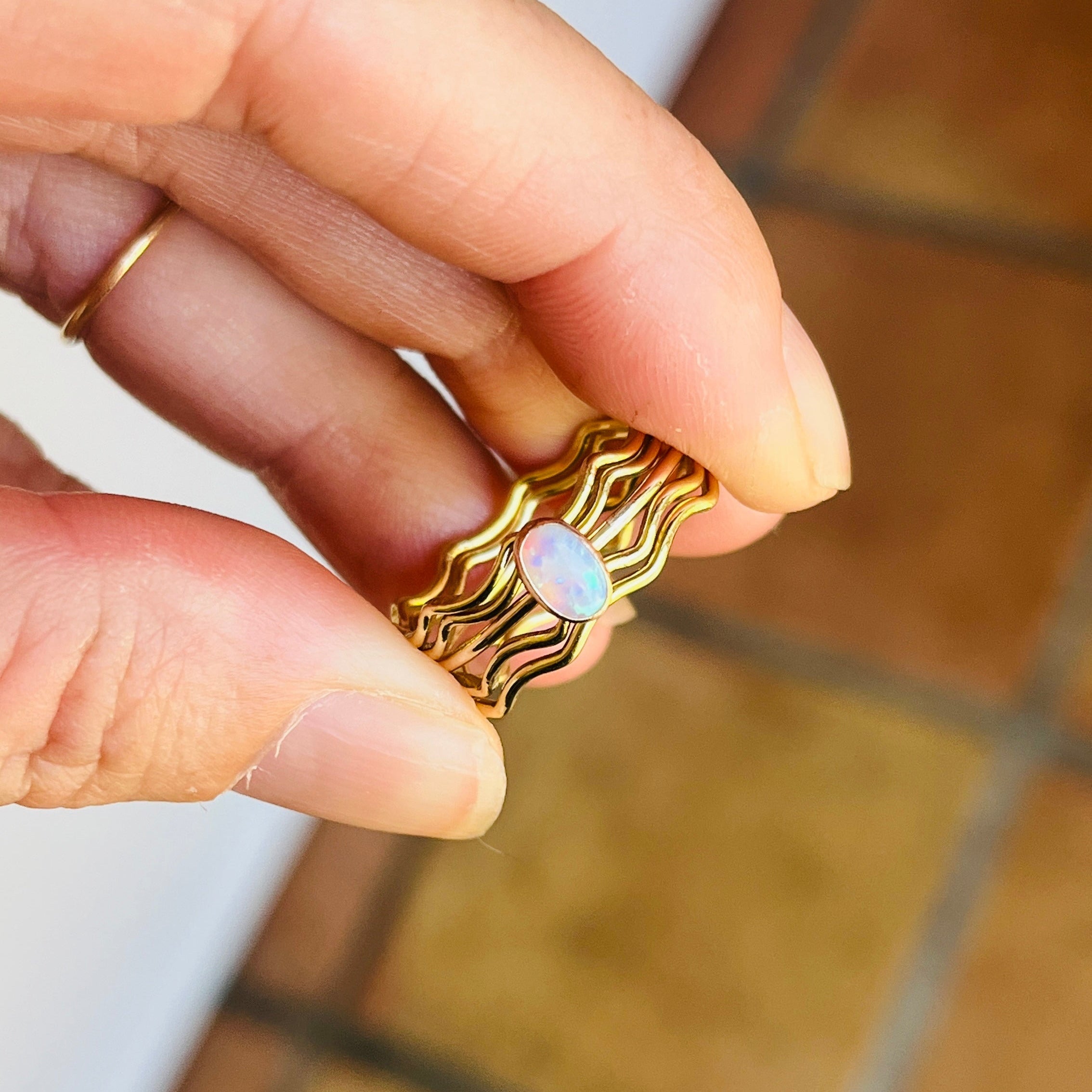 WAVE STACKING RING