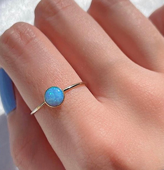 MARION LARGE 6MM OPAL RING
